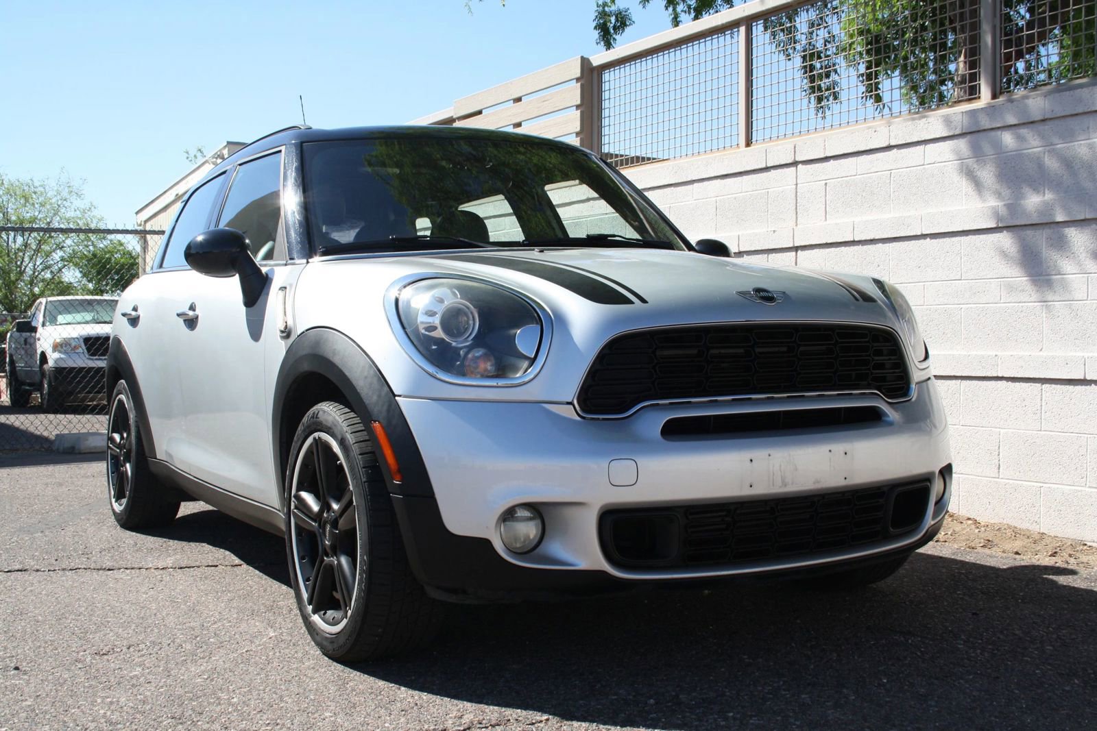 Used 2012 MINI Cooper Countryman S image 2