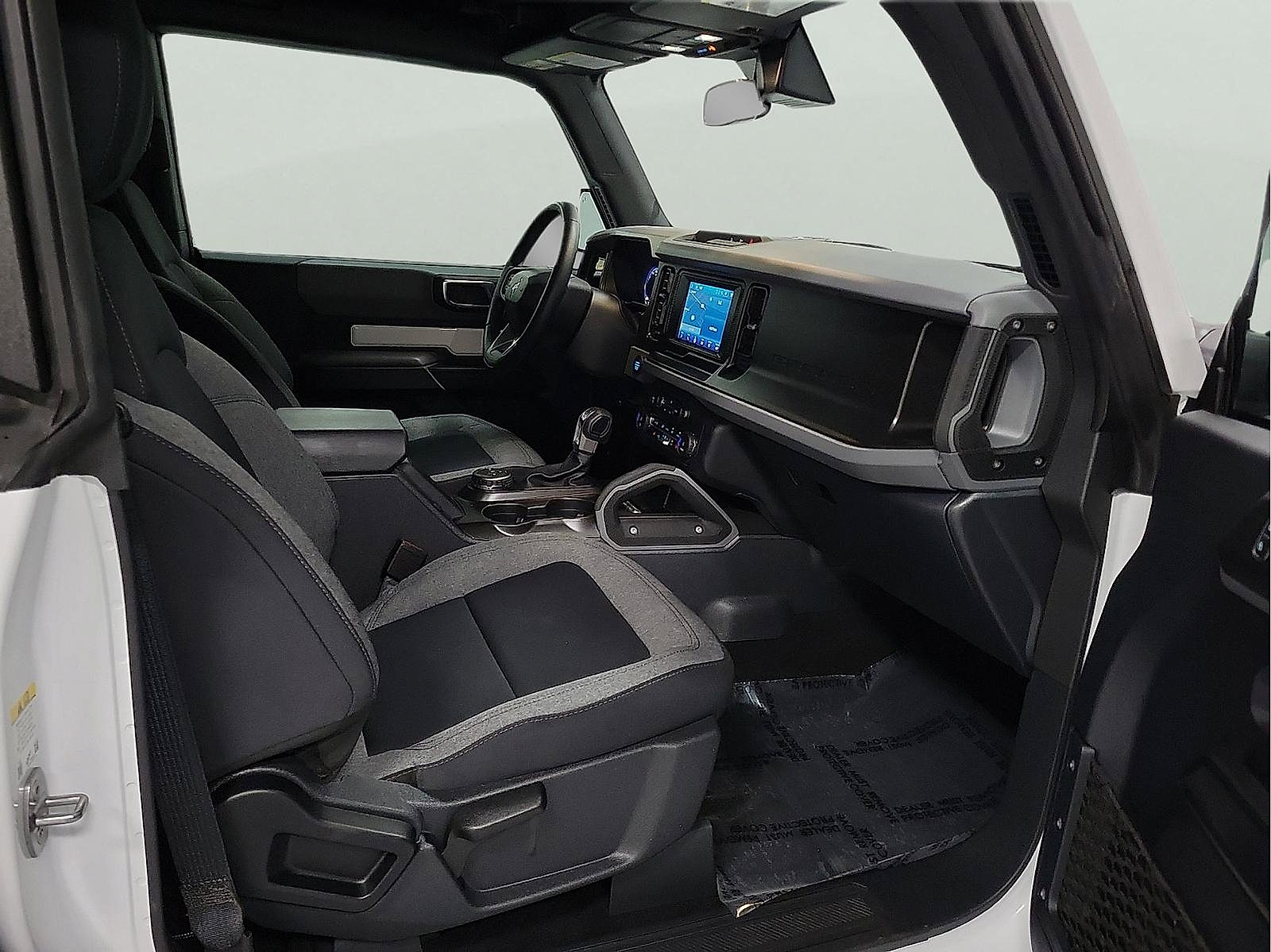 Used 2022 Ford Bronco Big Bend image 12