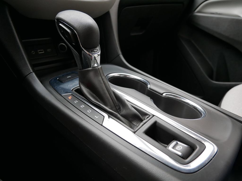 Used 2023 Chevrolet Equinox LS w/ LS Convenience Package image 21