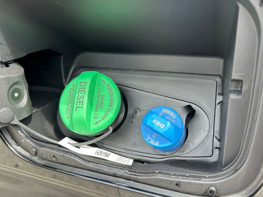 New 2026 Ford F250 Lariat w/ Black Appearance Package image 34