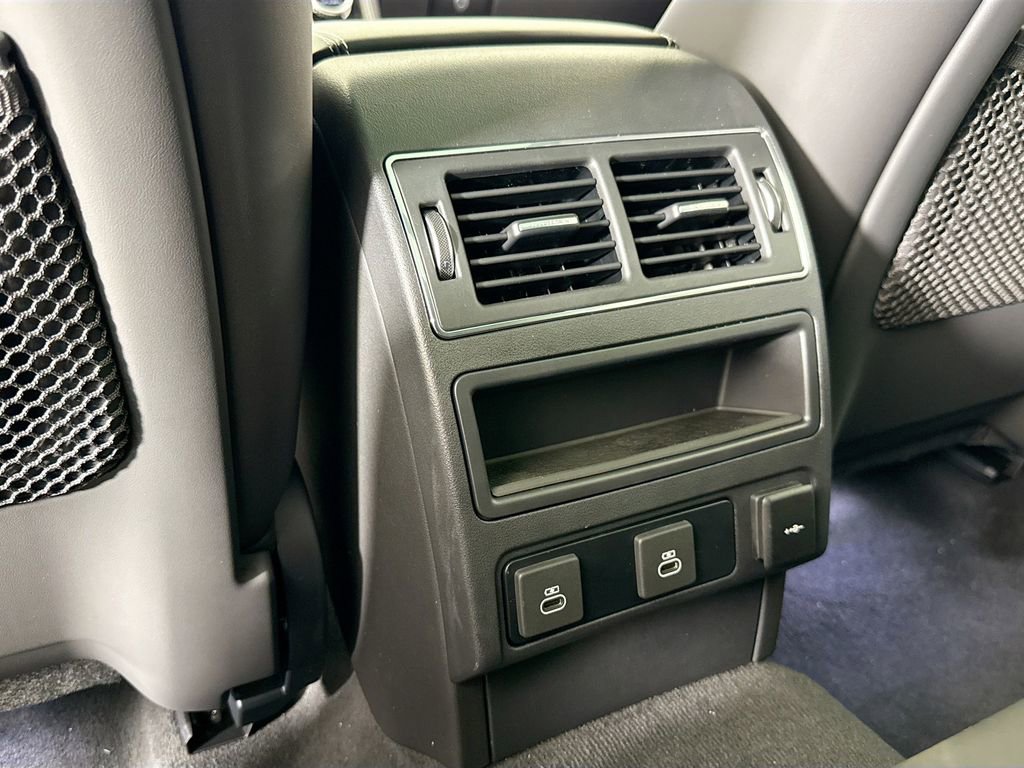 Used 2025 Jaguar F-PACE R-Dynamic S image 16