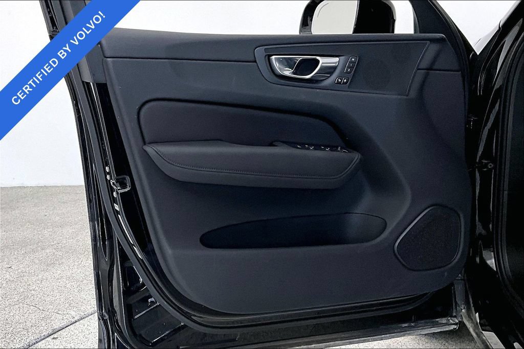 Certified 2026 Volvo XC60 B5 Plus AWD/4WD image 22