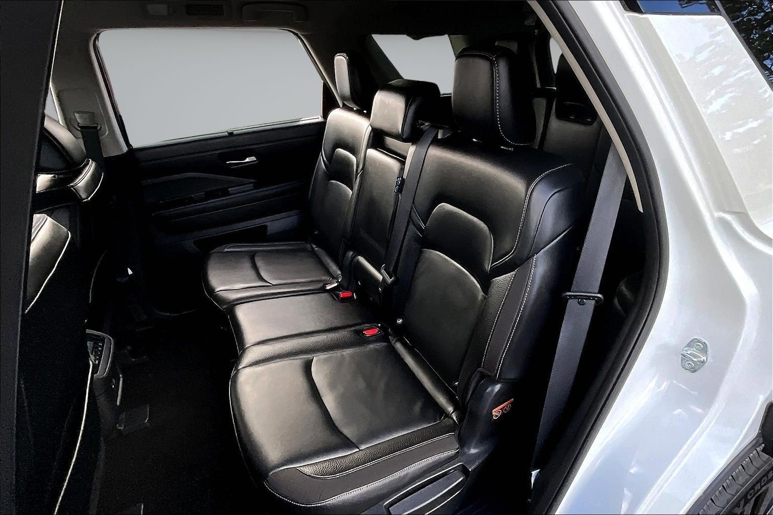 Used 2023 Nissan Pathfinder SL image 21