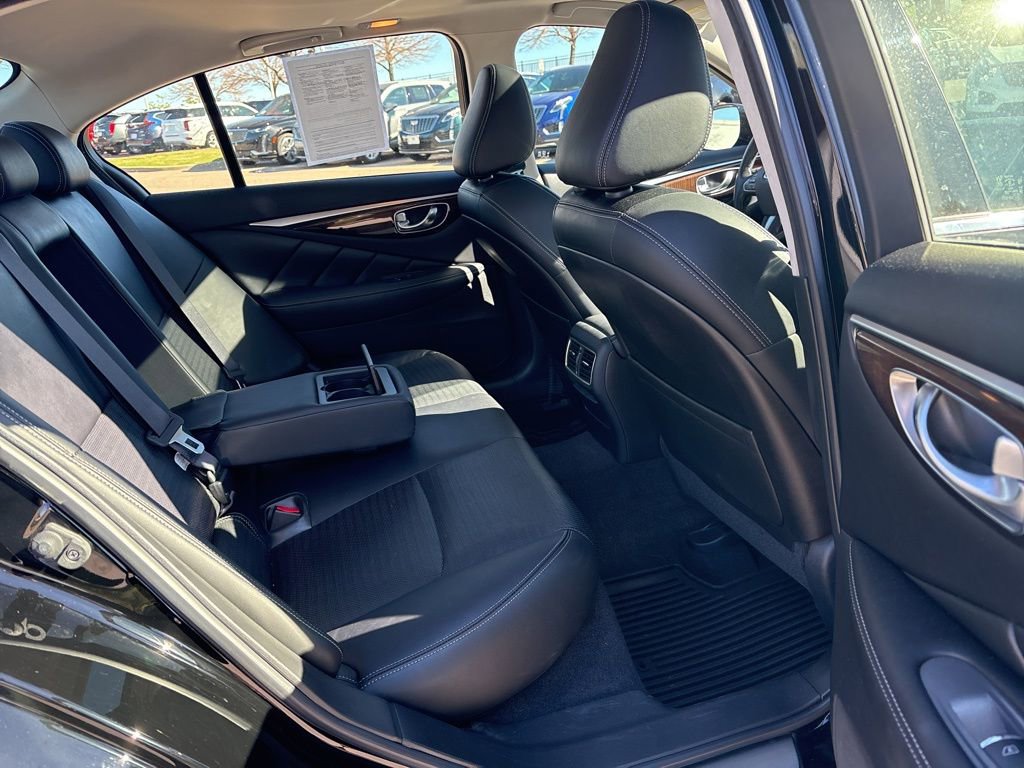 Used 2015 INFINITI Q50 Sport w/ Technology Package image 24