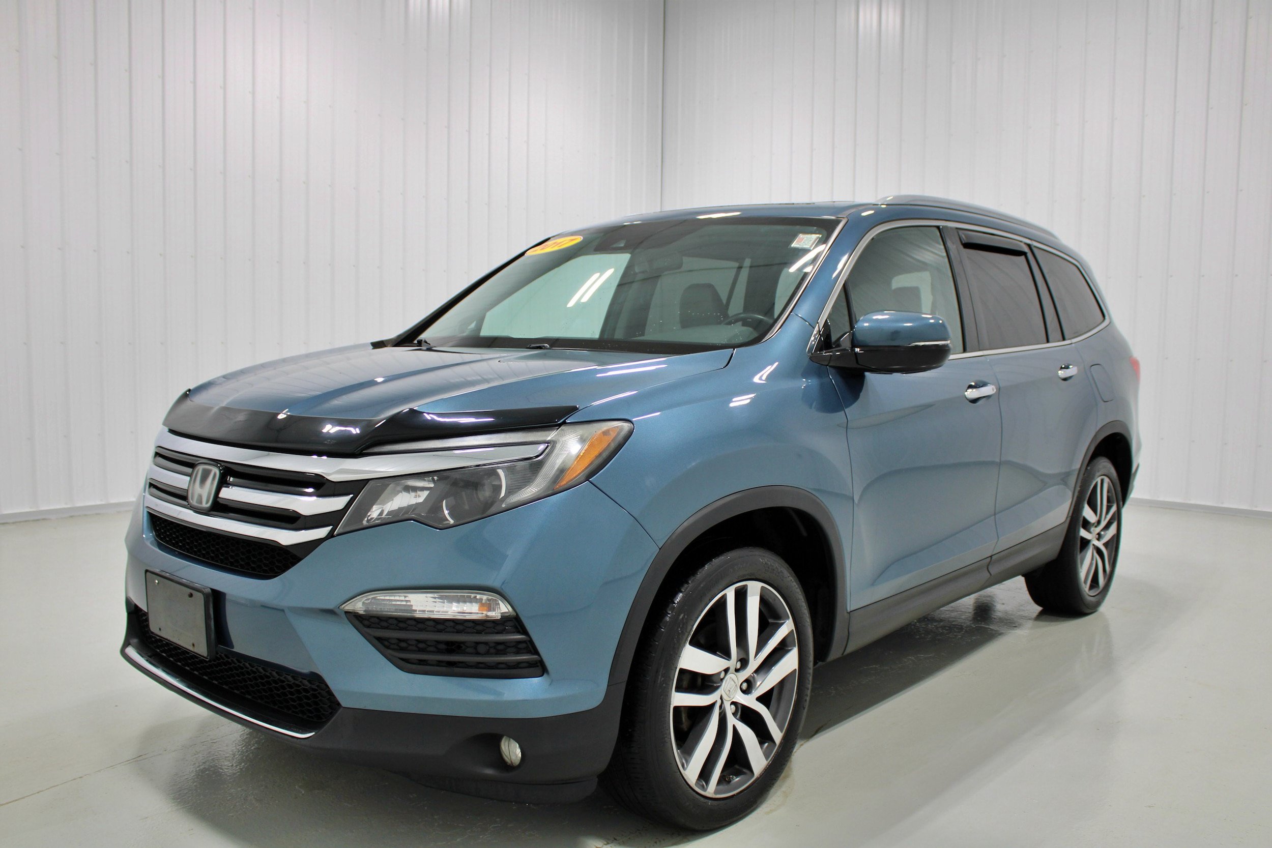 Used 2017 Honda Pilot Touring image 23