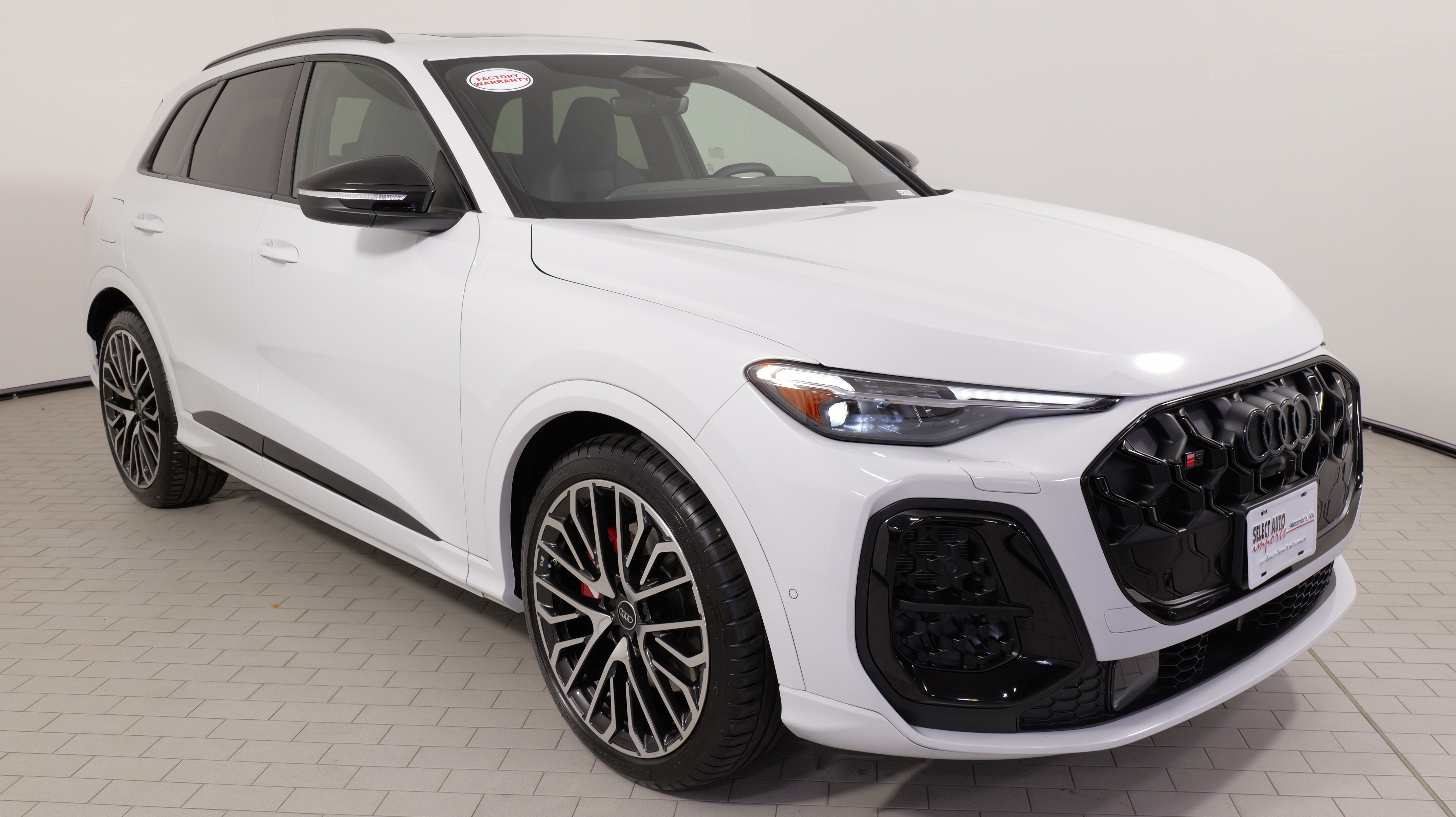 Used 2025 Audi SQ5 Premium Plus AWD/4WD image 7