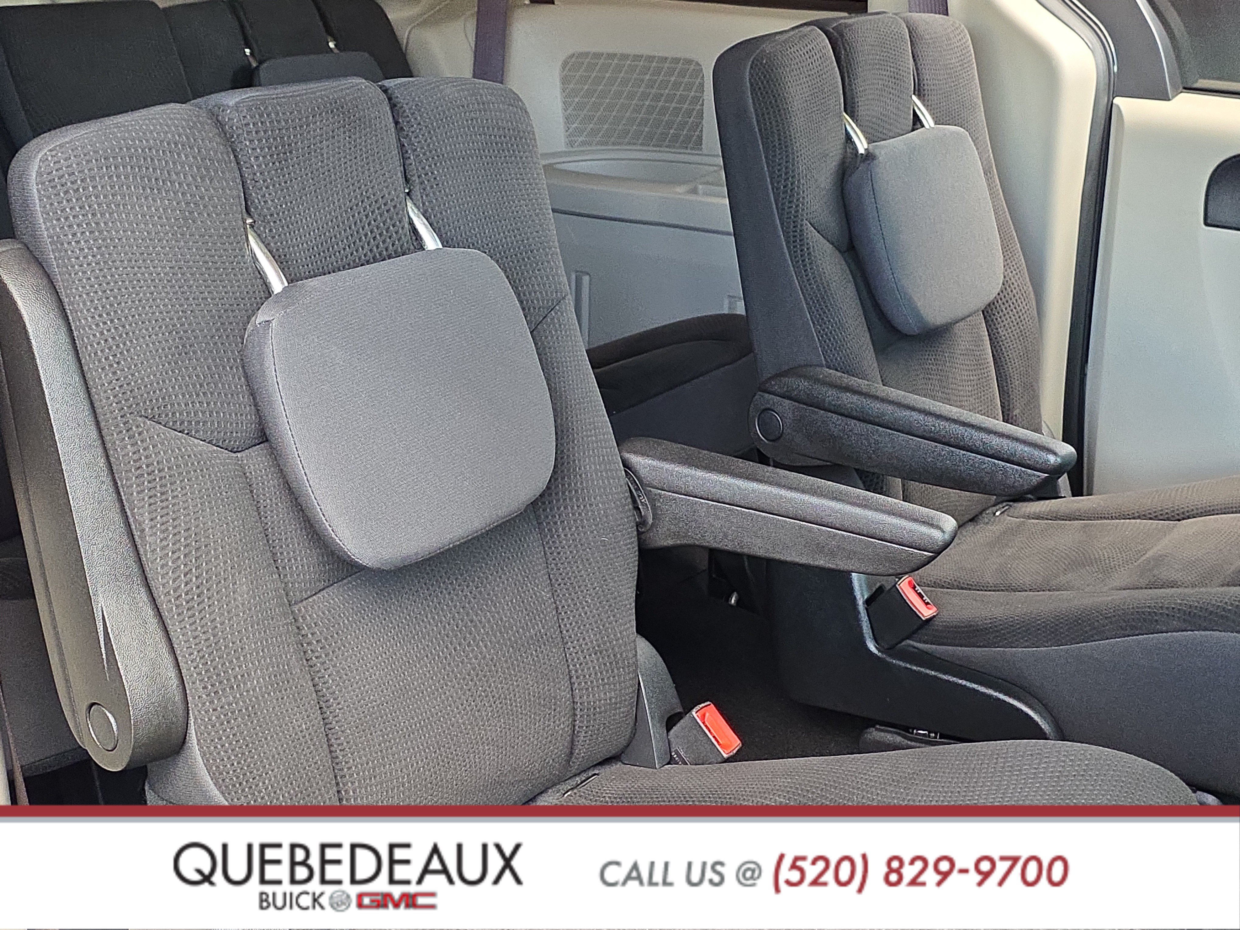 Used 2019 Dodge Grand Caravan SE w/ UConnect Hands-Free Group FWD image 23