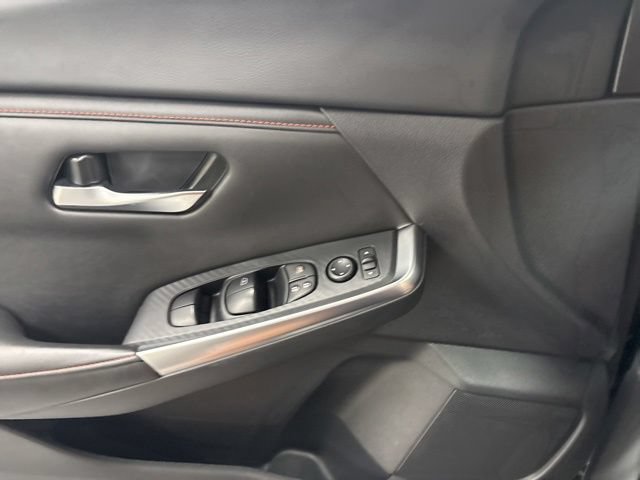 Used 2024 Nissan Sentra SR FWD image 25