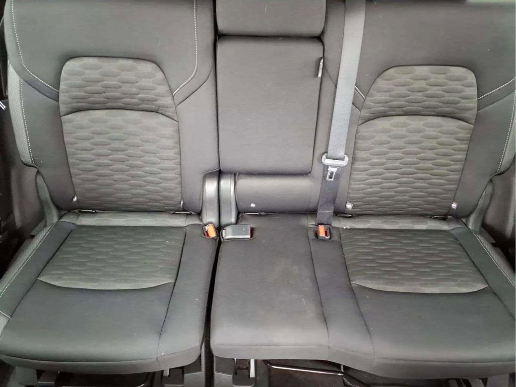 Used 2023 Nissan Pathfinder SV w/ Black Appearance Package image 17