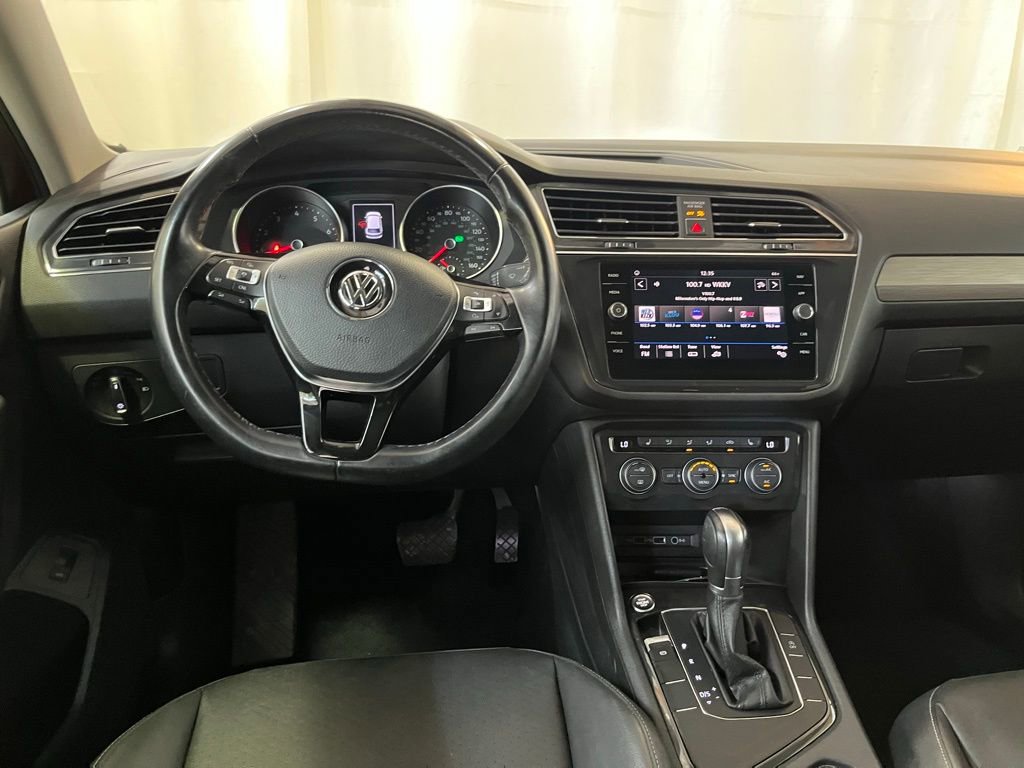 Used 2018 Volkswagen Tiguan SEL image 17