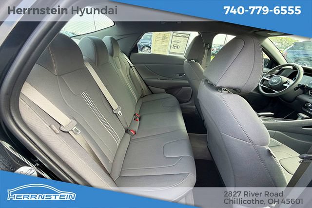 Certified 2025 Hyundai Elantra Sport FWD image 18