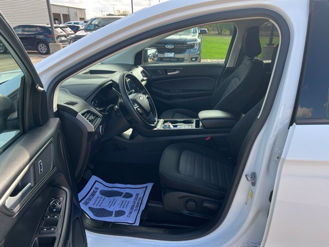 Used 2022 Ford Edge SE AWD/4WD image 4