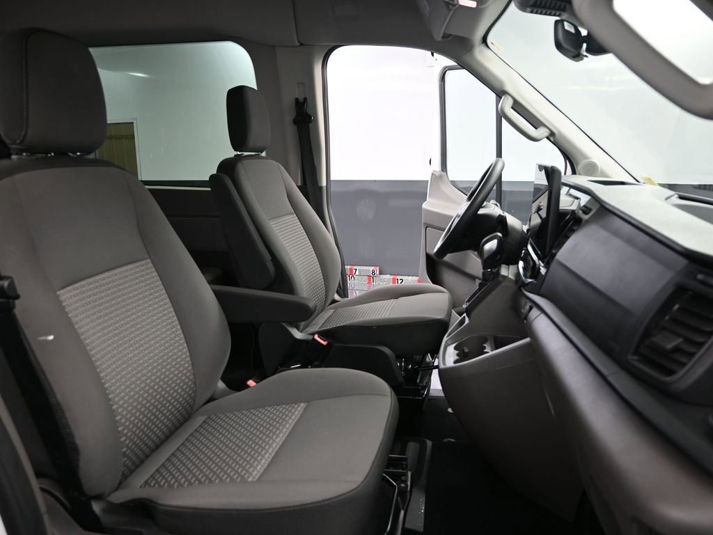 Used 2025 Ford Transit 350 XLT image 45