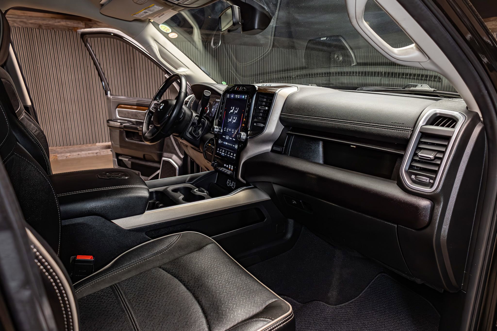 Used 2023 RAM 2500 Laramie image 14