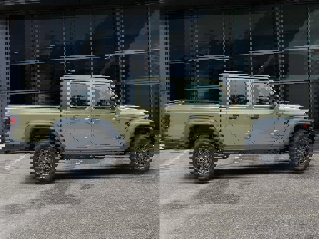 New 2025 Jeep Gladiator Sport image 8