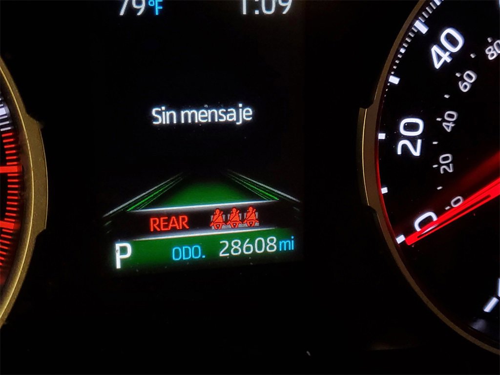 Used 2022 Toyota RAV4 XLE image 26