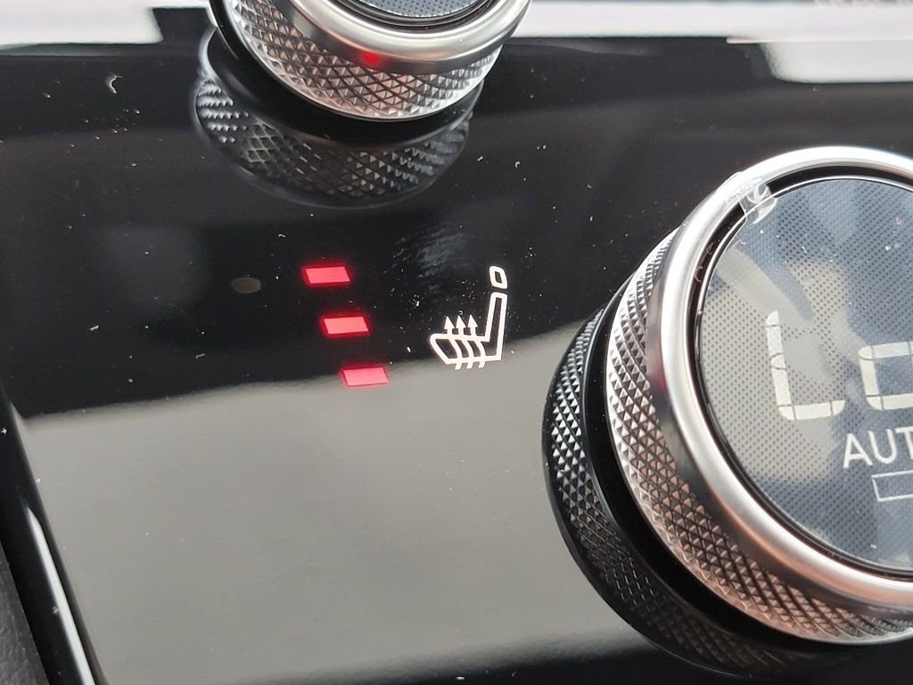 Certified 2025 INFINITI QX60 Pure w/ Cargo Package image 8