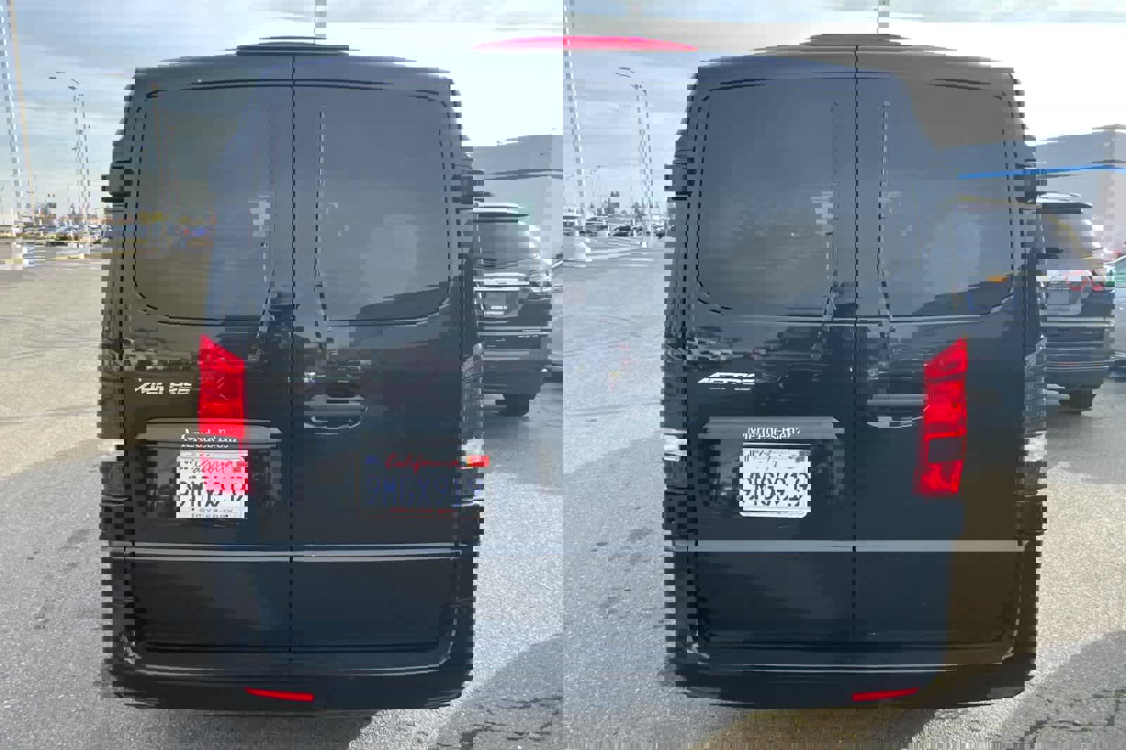 Used 2018 Mercedes-Benz Metris Passenger image 5