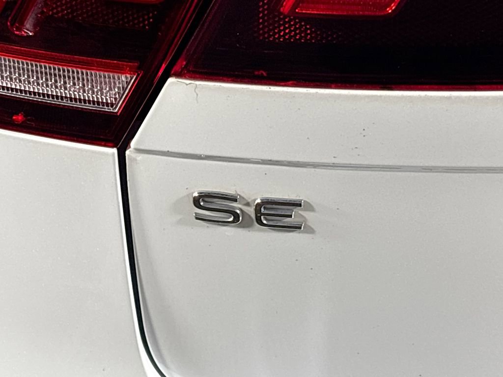 Certified 2023 Volkswagen Tiguan SE image 23