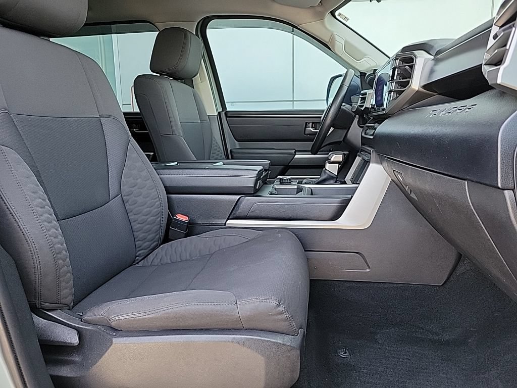 Used 2024 Toyota Tundra SR5 AWD/4WD image 18