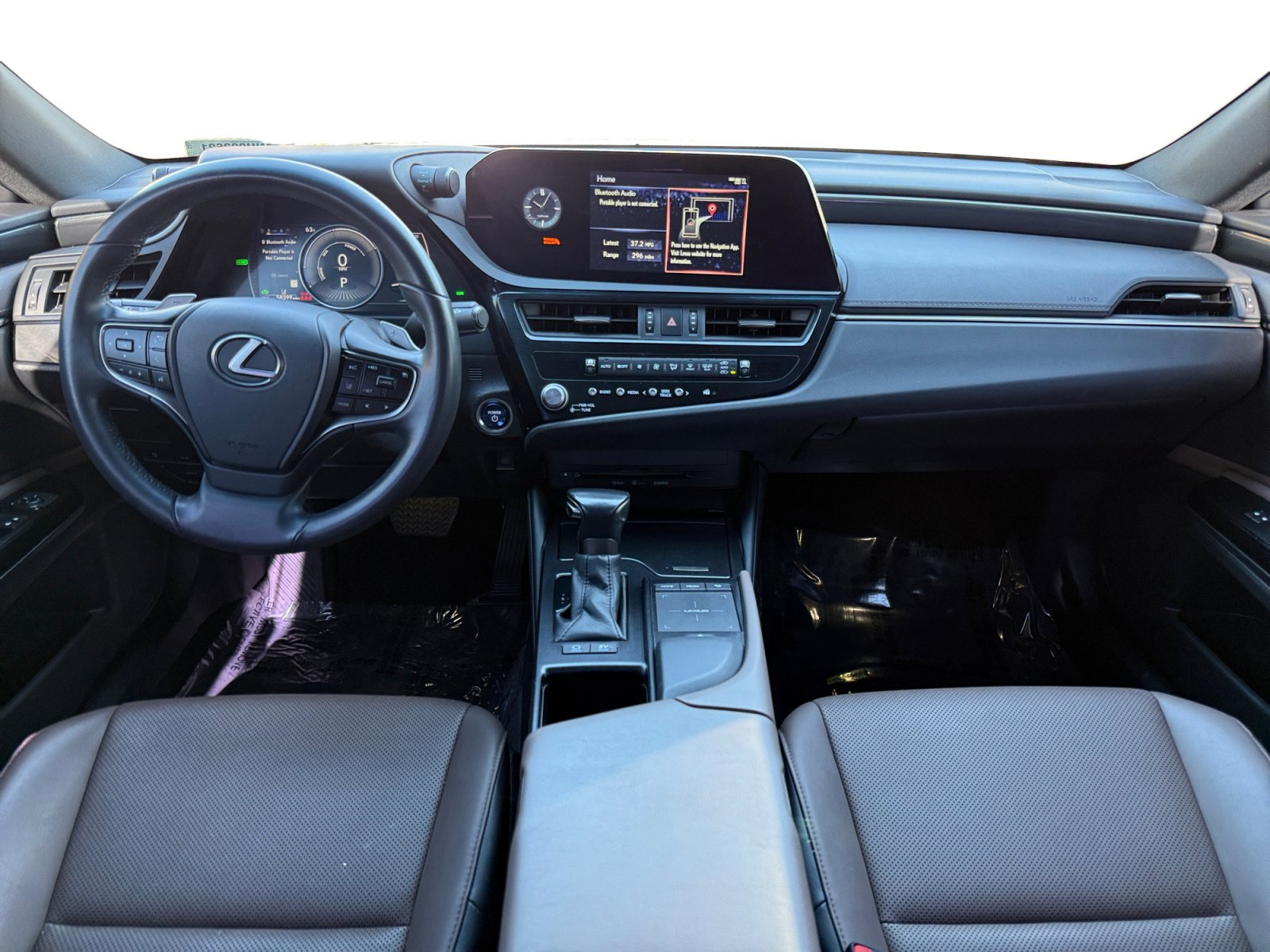 Used 2022 Lexus ES 300h w/ Accessory Package image 10