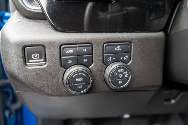 Used 2022 Chevrolet Silverado 1500 RST w/ Z71 Off-Road Package AWD/4WD image 21