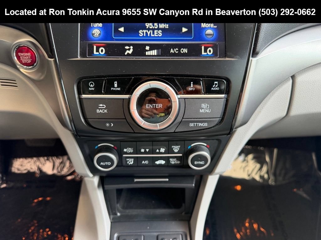 Used 2017 Acura ILX FWD image 24