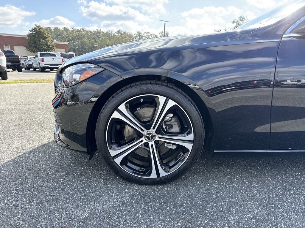 Used 2025 Mercedes-Benz C 300 Sedan image 10