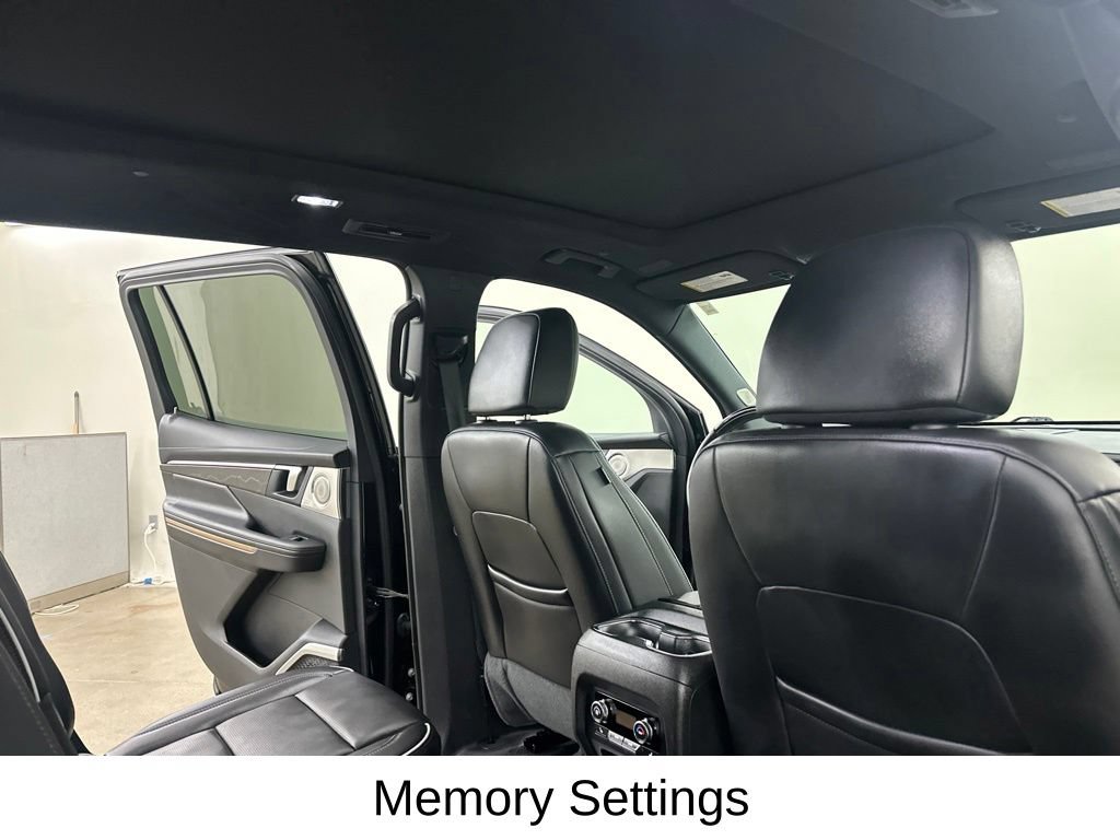 Used 2026 Buick Enclave Avenir w/ Super Cruise Package AWD/4WD image 23