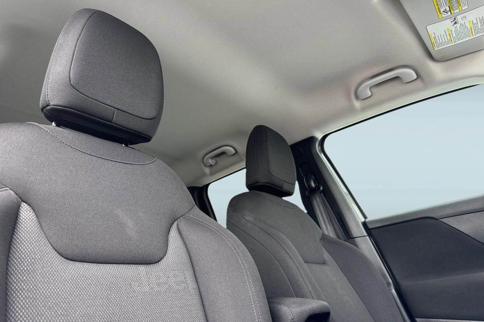 Used 2017 Jeep Renegade Latitude image 26