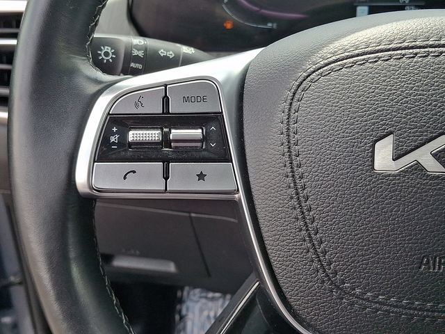 Used 2023 Kia Telluride EX w/ EX Captain's Chair Package AWD/4WD image 18