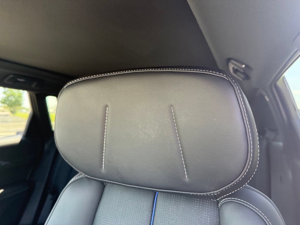 Certified 2024 Cadillac Lyriq Luxury AWD/4WD image 28