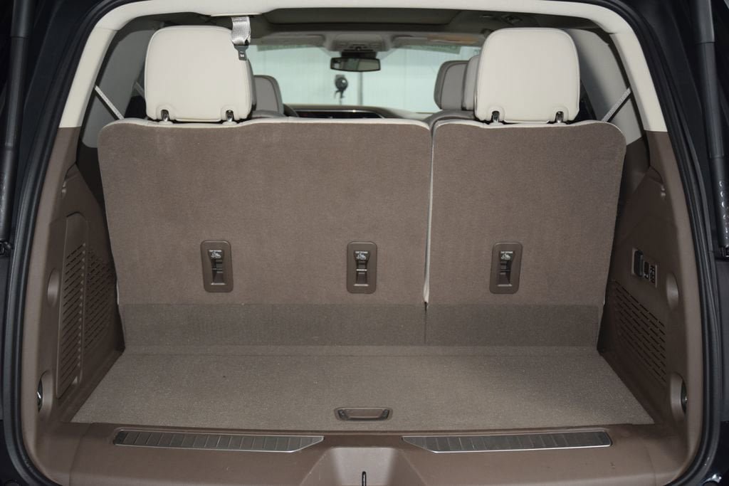 Used 2024 GMC Yukon Denali AWD/4WD image 26