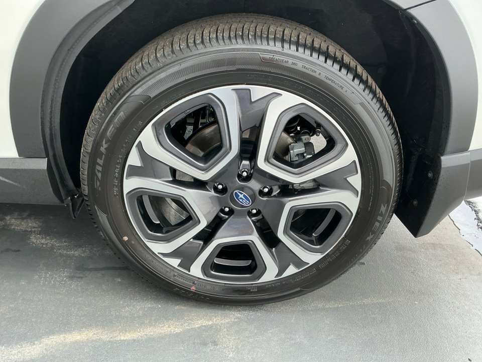 Certified 2025 Subaru Ascent Limited image 26