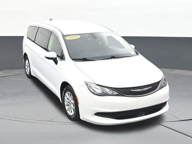 Used 2022 Chrysler Voyager LX image 64