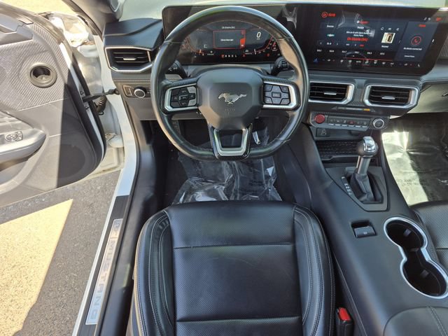 Used 2024 Ford Mustang Coupe RWD image 21