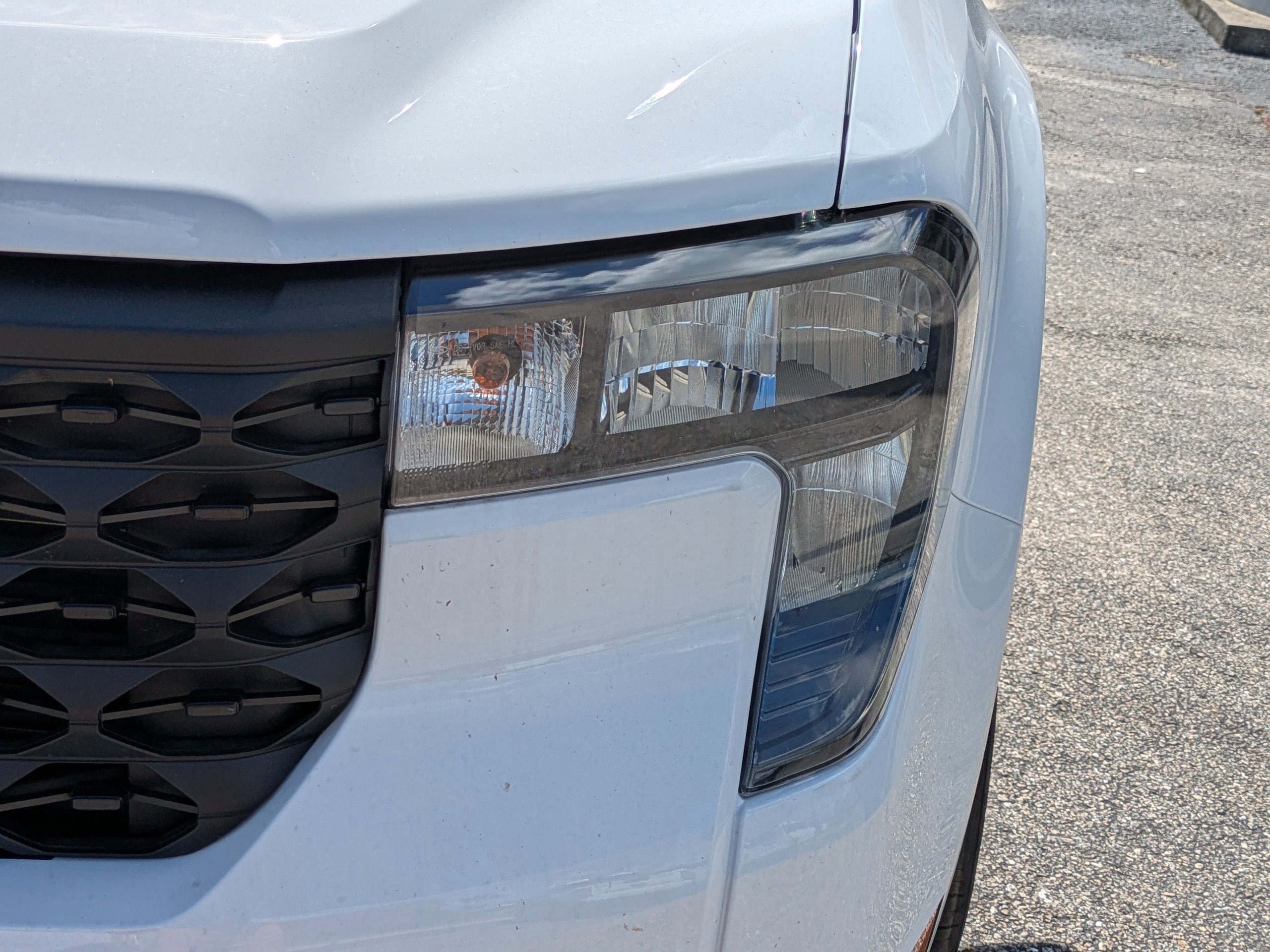 New 2025 Ford Maverick XL FWD image 9