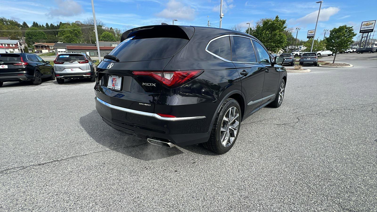 Used 2022 Acura MDX SH-AWD w/ Technology Package image 4