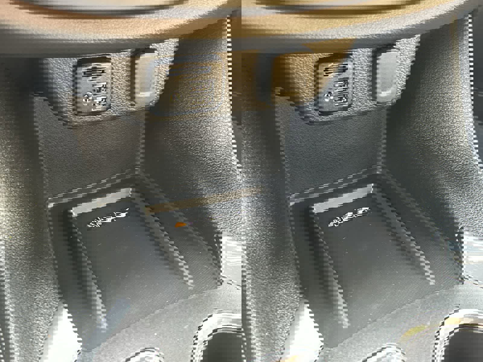 Used 2023 Chevrolet Traverse Premier image 26