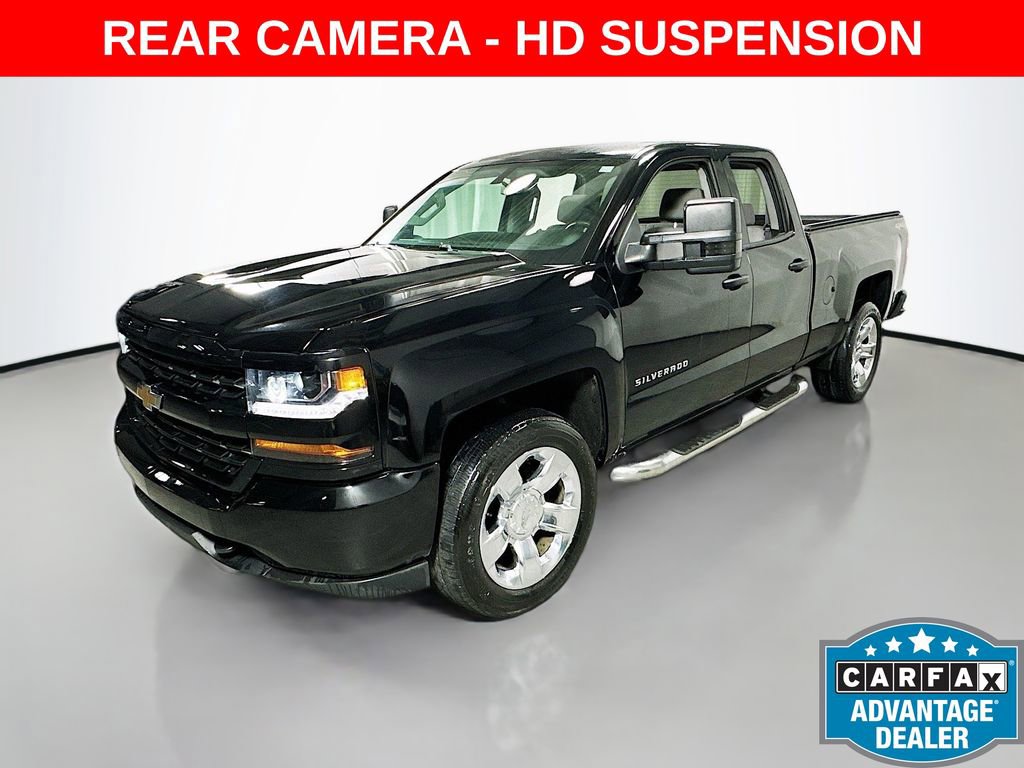 Used 2017 Chevrolet Silverado 1500 Custom w/ Custom Convenience Package image 2