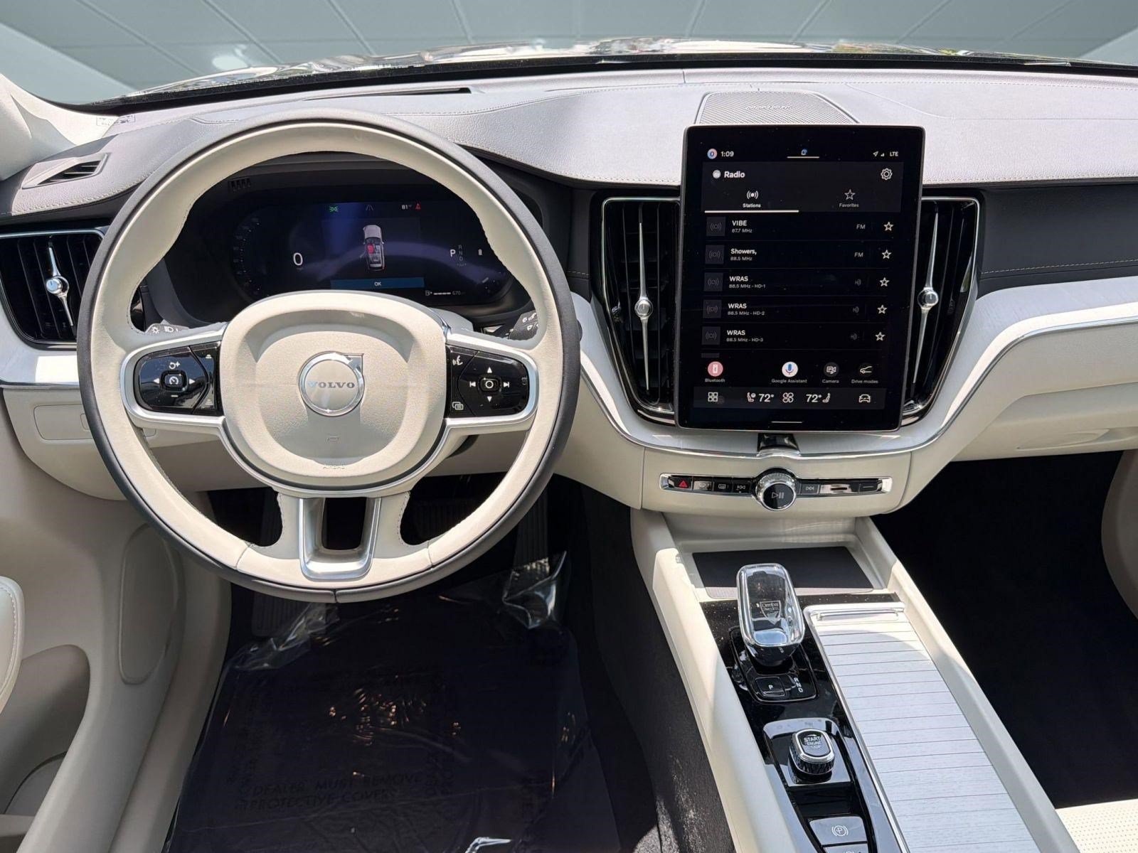 New 2026 Volvo XC60 B5 Ultra w/ Climate Package AWD/4WD image 28