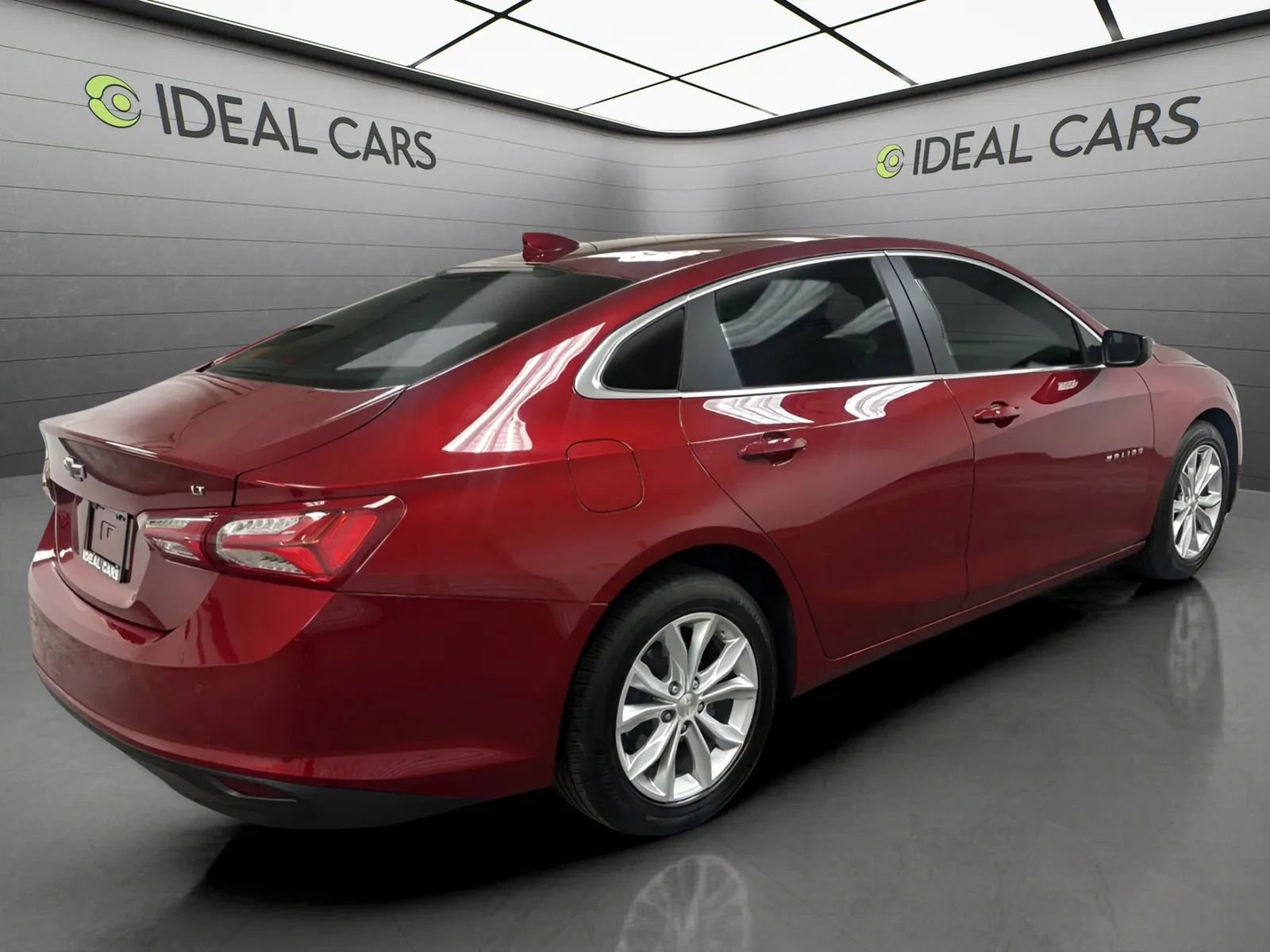 Used 2019 Chevrolet Malibu LT w/ Driver Confidence Package II FWD image 5