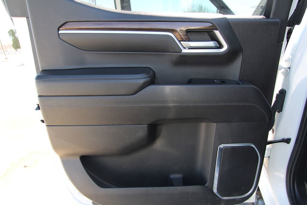 Used 2022 Chevrolet Silverado 1500 RST w/ Redline Edition image 34