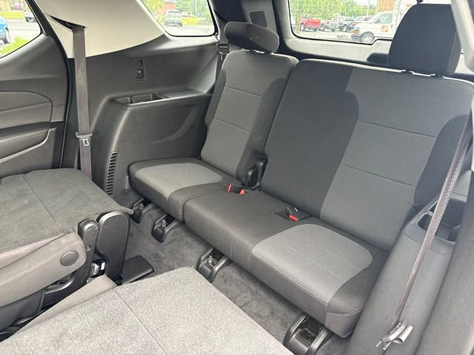 Used 2019 Chevrolet Traverse LT AWD/4WD image 32