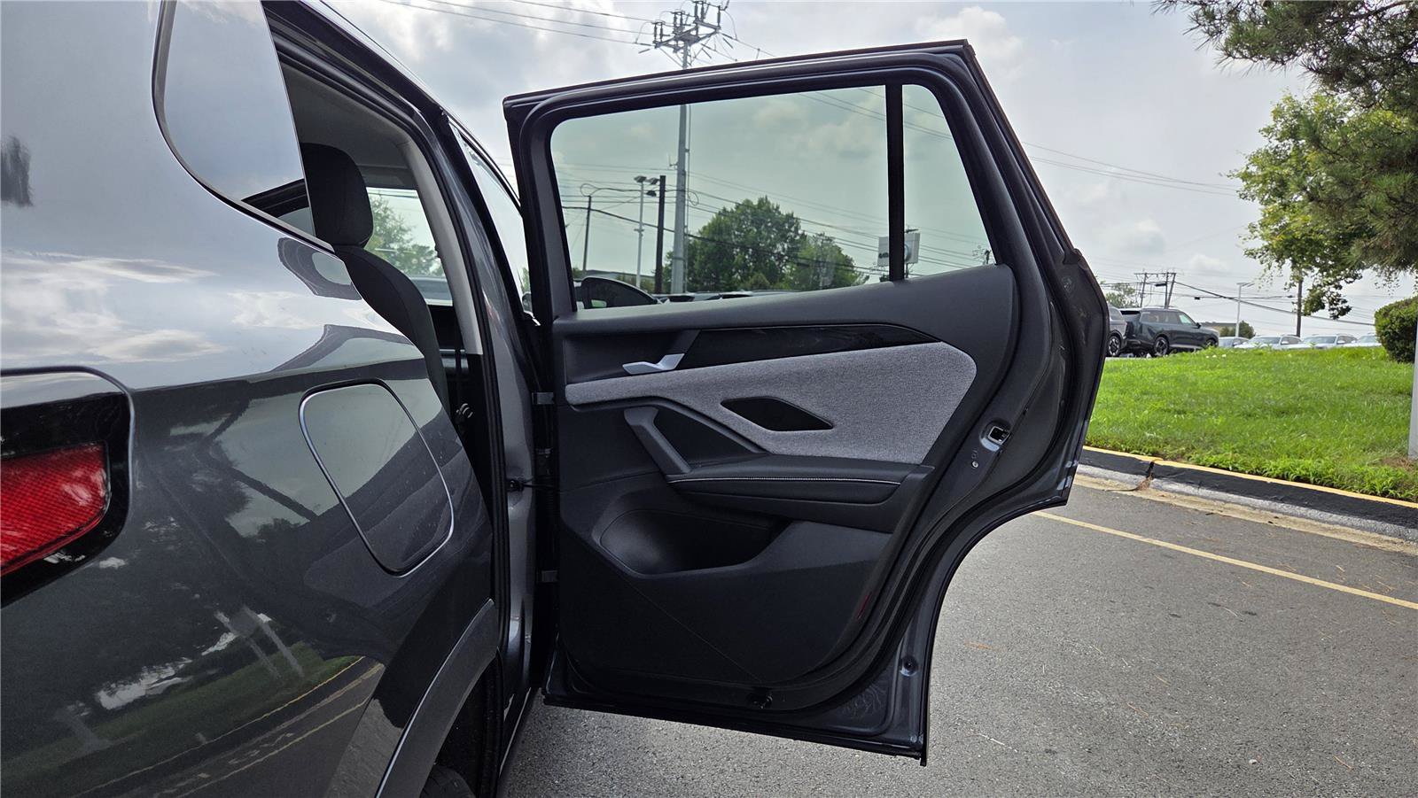 New 2026 Volkswagen Tiguan S FWD image 29