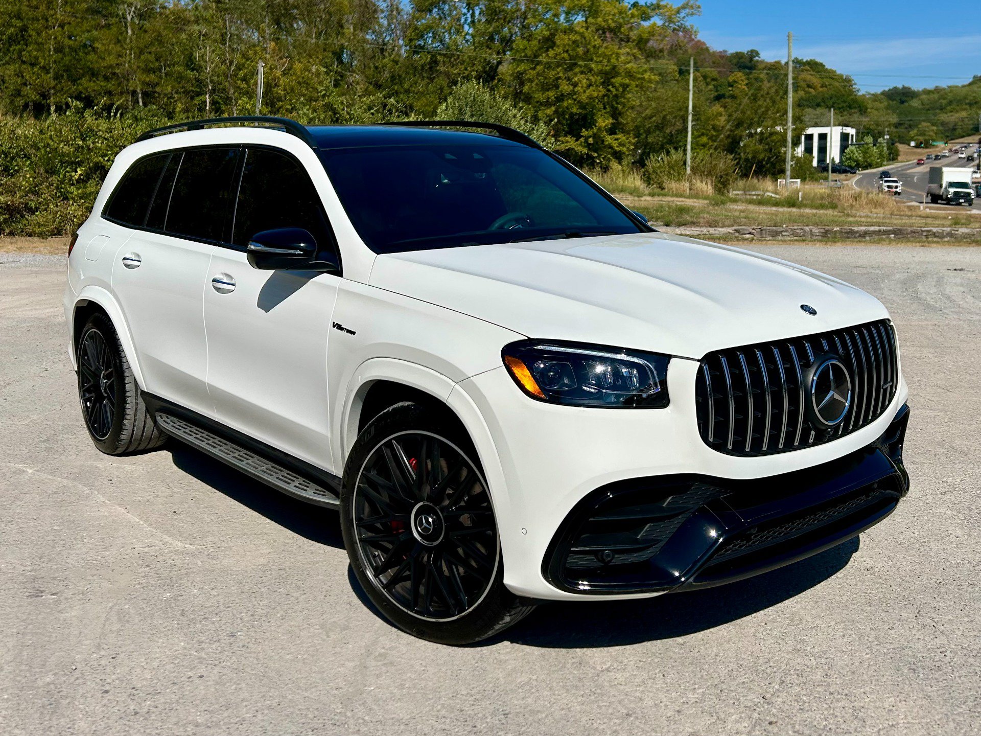 Used 2024 Mercedes-Benz GLS 63 AMG 4MATIC image 1