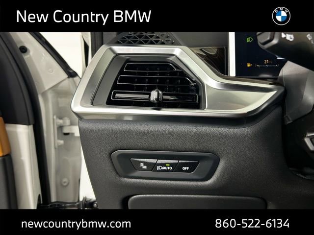 New 2026 BMW X5 xDrive40i w/ Climate Comfort Package image 17