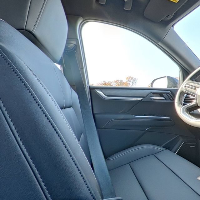 New 2026 GMC Acadia Elevation w/ Elevation Premium Package FWD image 35