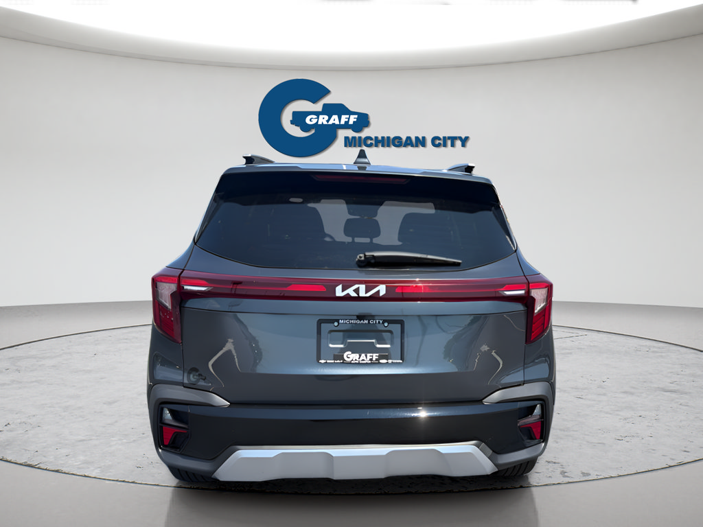 Used 2025 Kia Seltos S FWD image 4