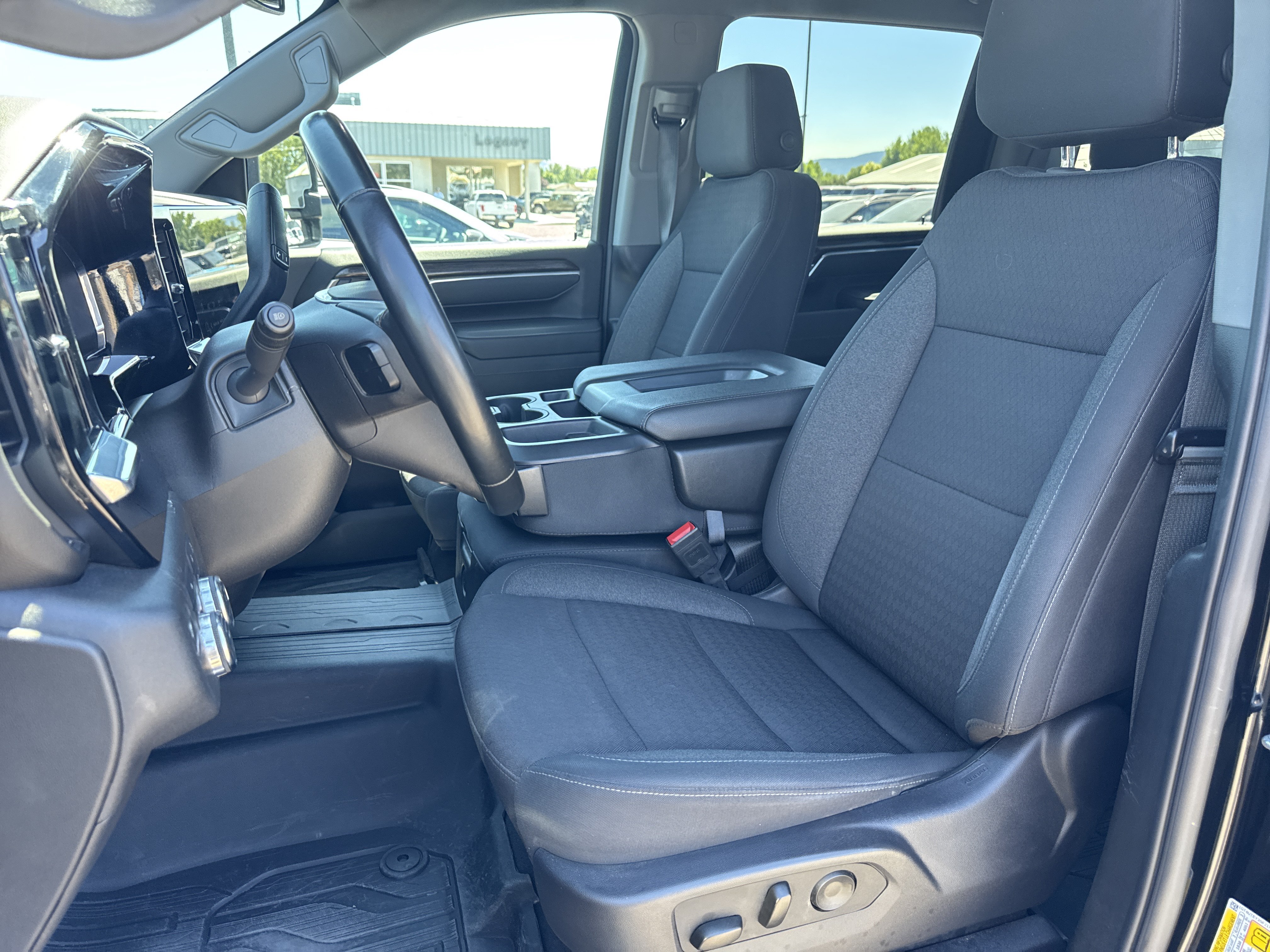 Used 2025 GMC Sierra 3500 SLE AWD/4WD image 22